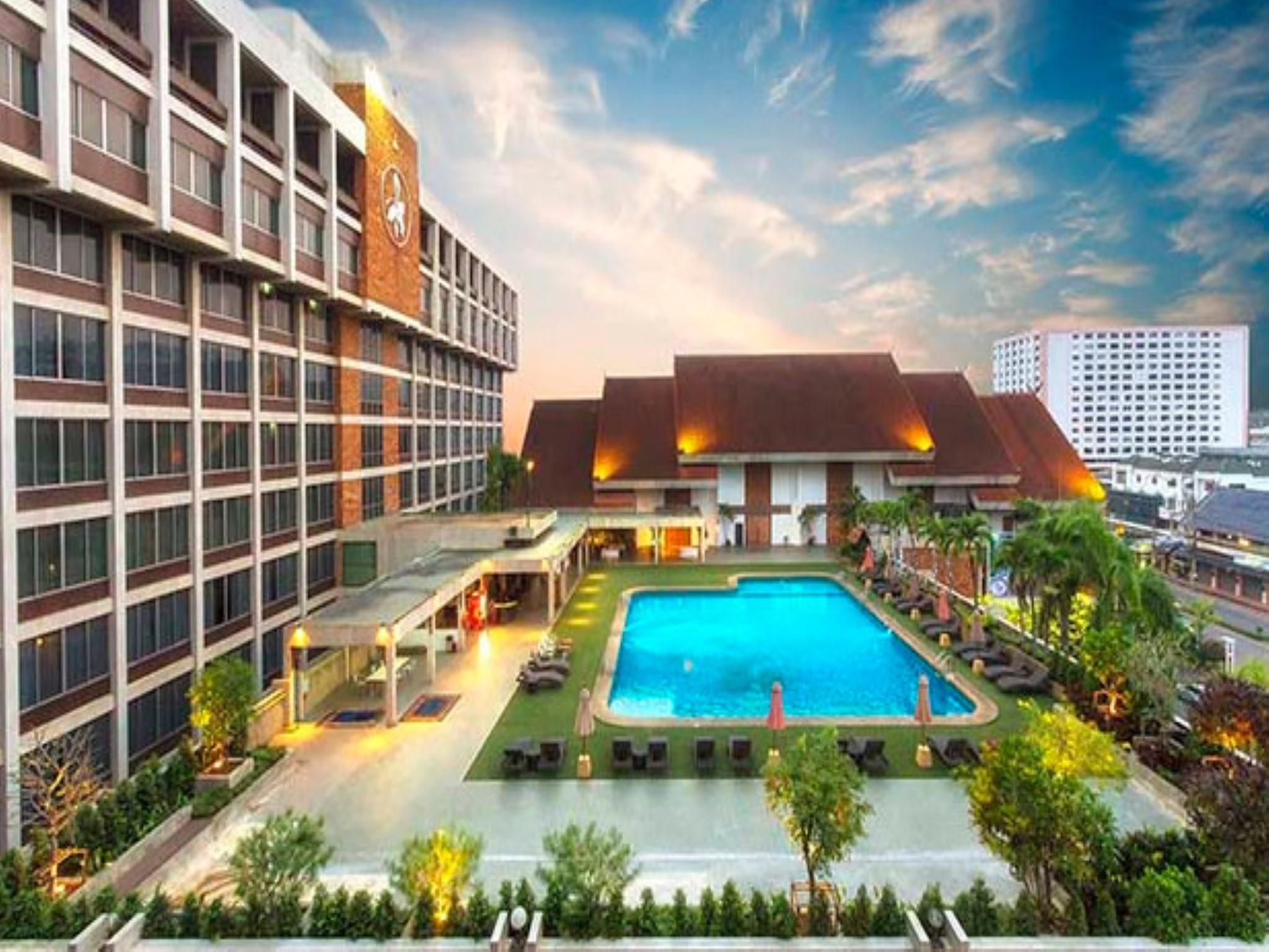 Chiang Mai Orchid Hotel Exterior foto