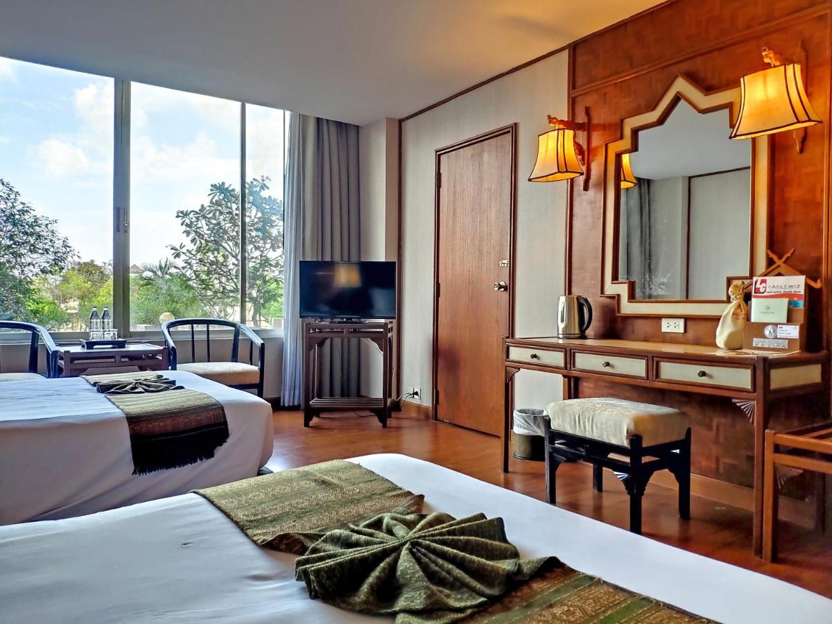 Chiang Mai Orchid Hotel Exterior foto